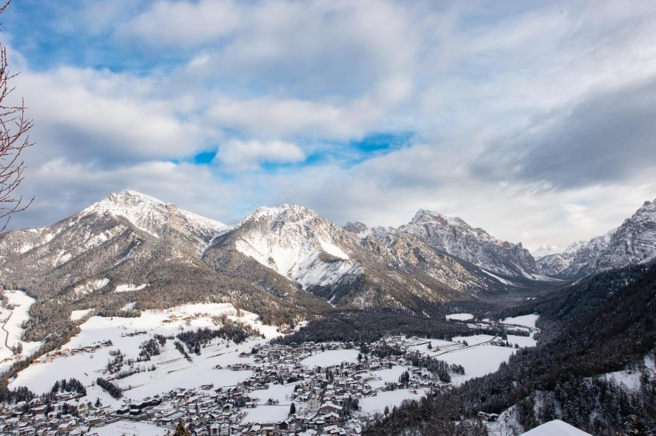 Les Ciases Chalets Dolomites Apt 5 San Vigilio Di Marebbe Exterior photo