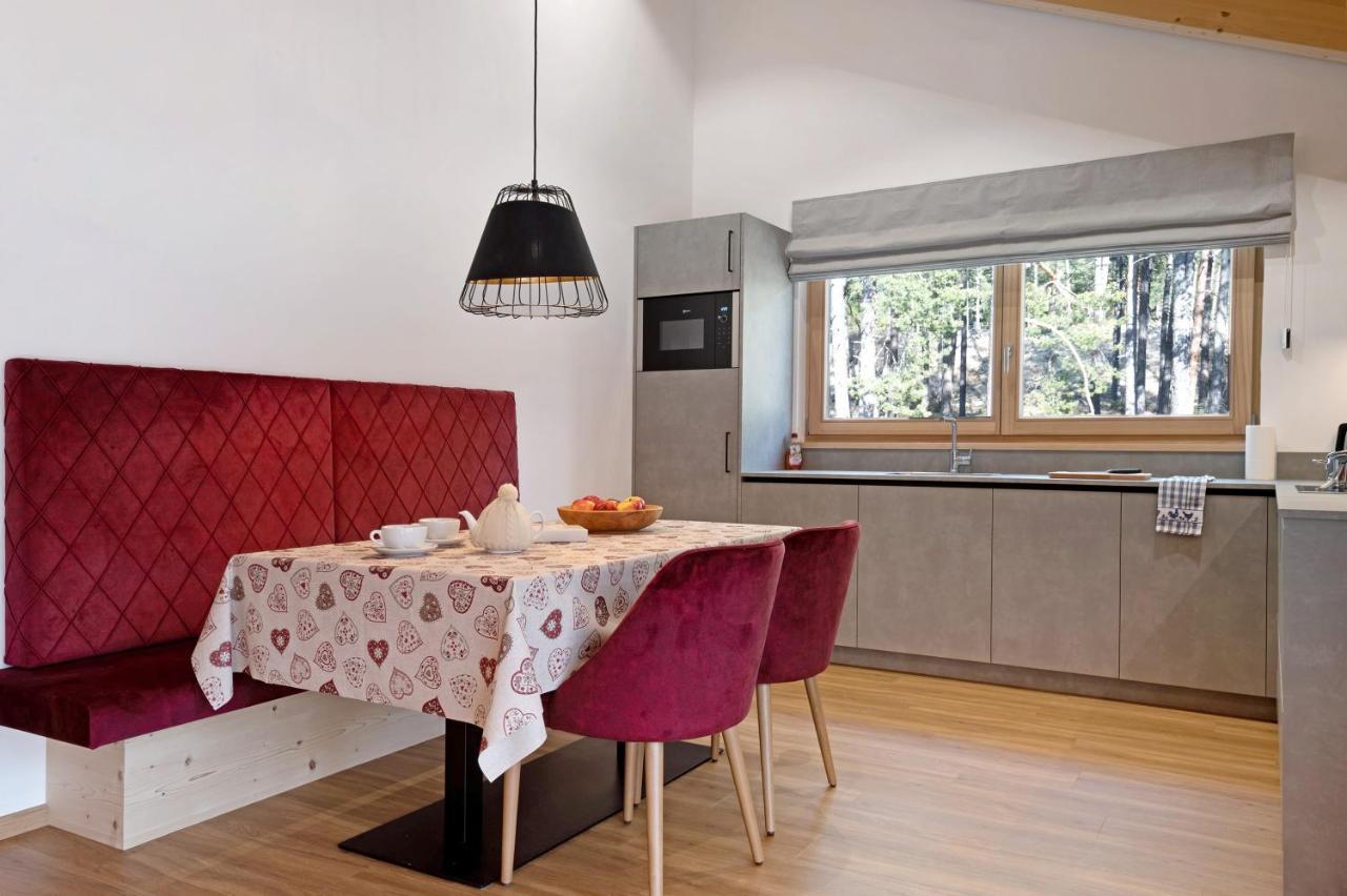 Les Ciases Chalets Dolomites Apt 5 San Vigilio Di Marebbe Exterior photo